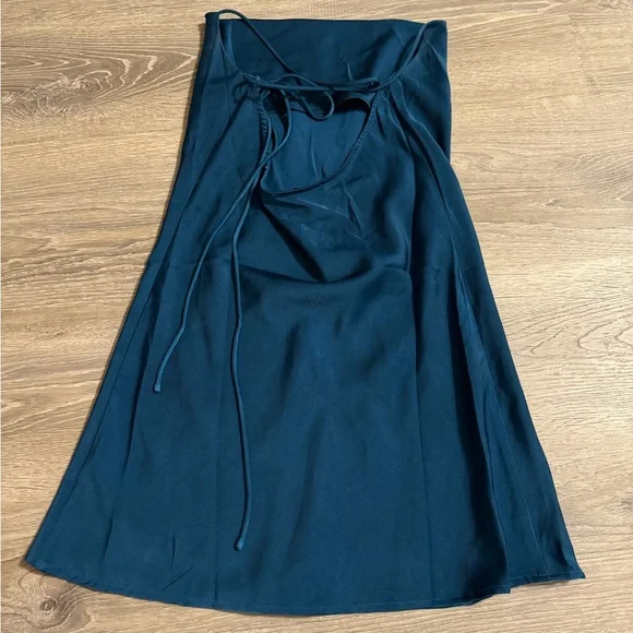 Fashion Nova Crowl Neck Mini Dress - Picture 3 of 4